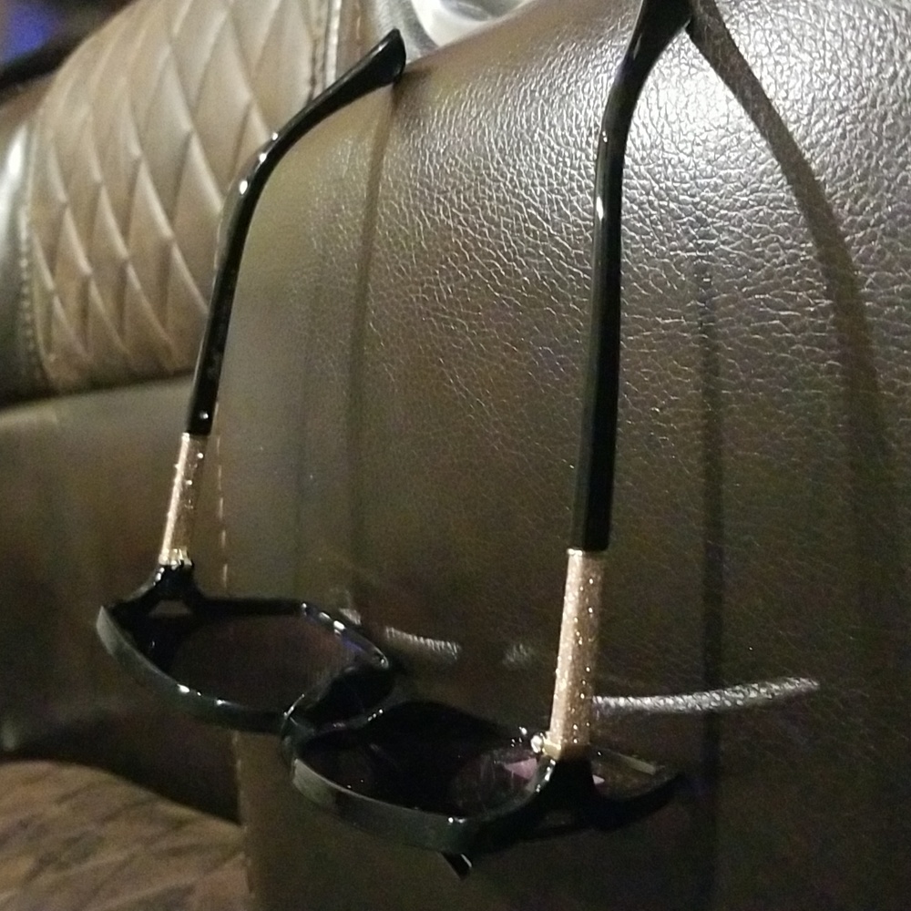 Sunglasses - Picture 3 of 8